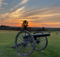Walking tour for 10 people with a local historian at Manassas National Battlefie